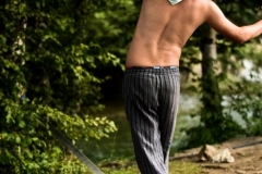 62